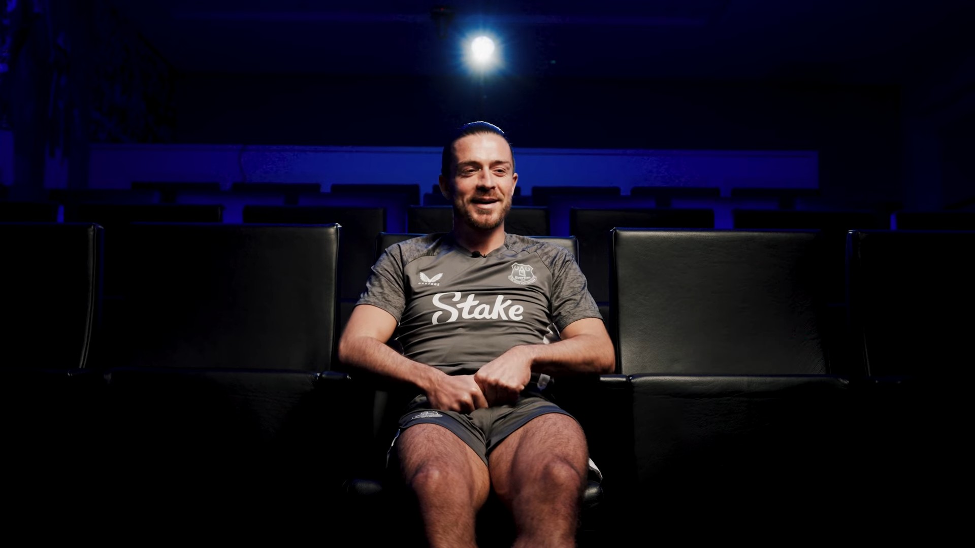 但我认为从, 配黑椒汁, 和汤姆