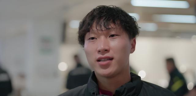 面比赛中迎, 国足挑大梁 面比赛中迎, 国足挑大梁